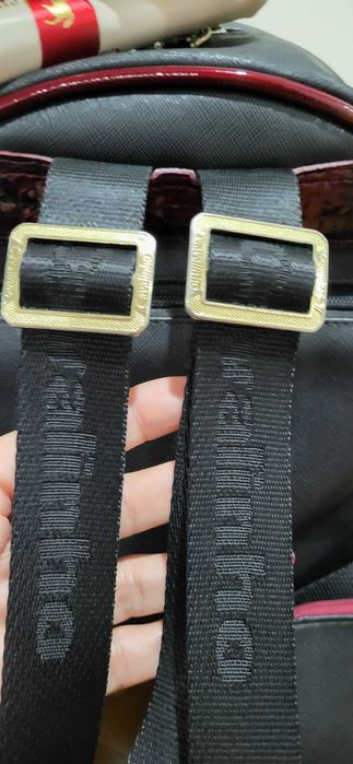 Mochila da Cavalinho Nova e Moedeiro Novo