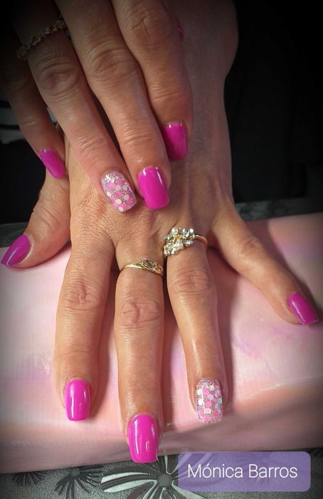 Unhas de Gel e Verniz de gel