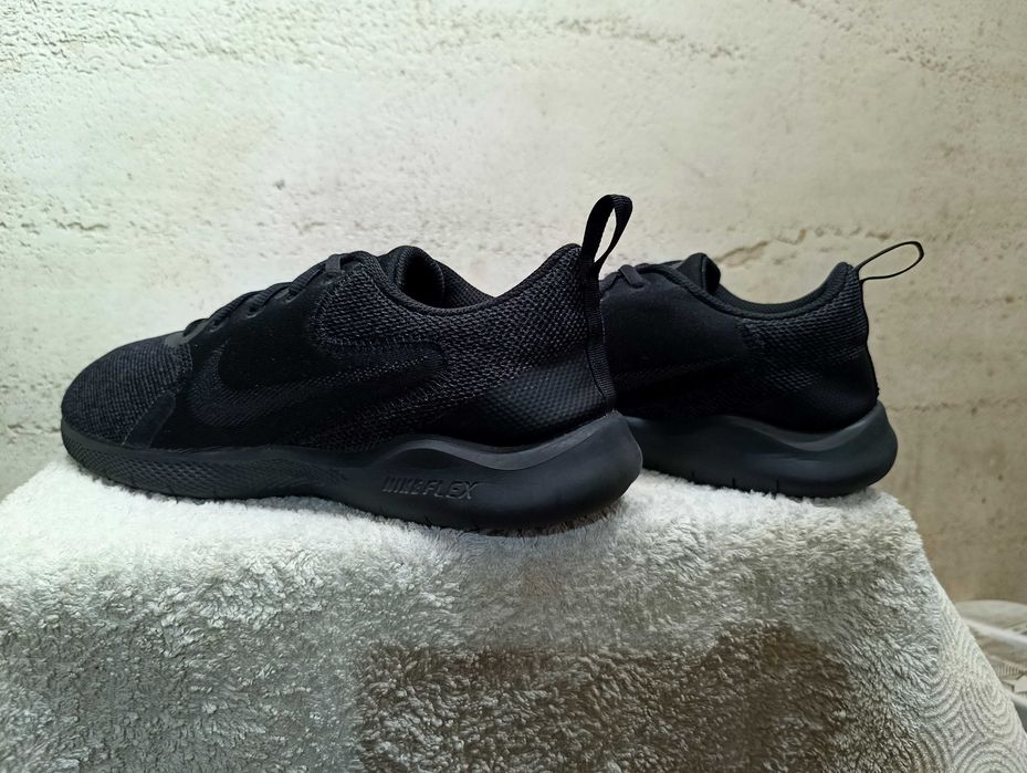 Męskie sneakersy NIKE FLEX EXPERIENCE RN 10 r.42 stan bardzo dobry