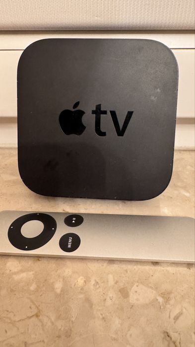 Sprzedam Aple Tv -pilot - kable