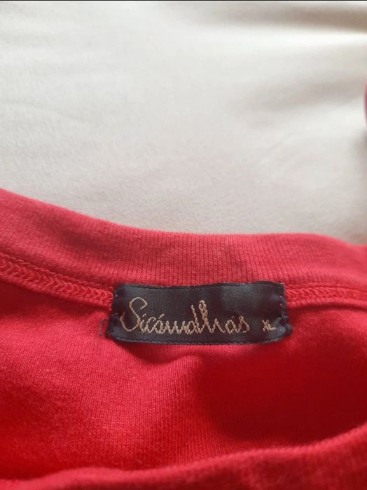 Top de alças vermelho