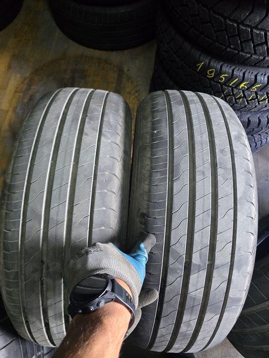 235/60R18 Goodyear Efficientgrip 2 SUV