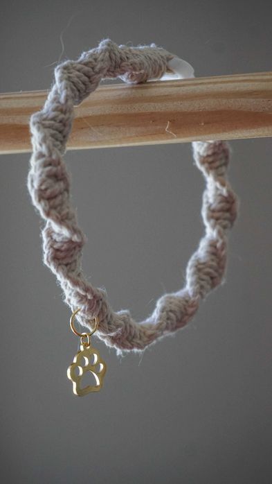 Coleiras em macrame para cães e gatos
