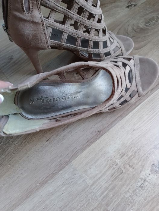 Buty na obcasie rozmiar 38