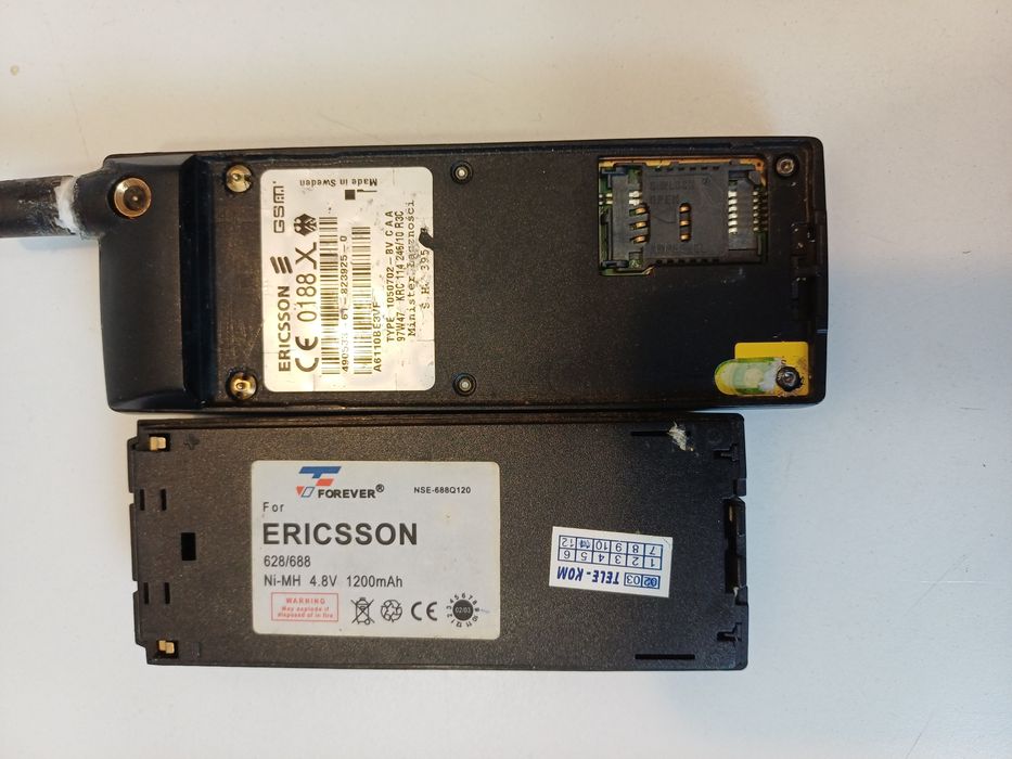 Stary telefon EricsonGA 628