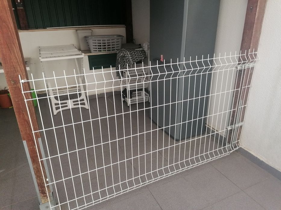 Painel metálico branco