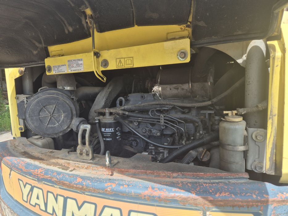 Екскаватор Yanmar sv 100