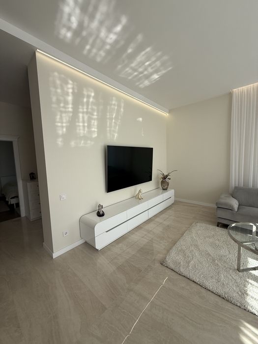 Одноповерховий окремий будинок