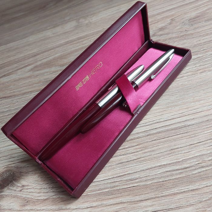 Długopis i pióro Hero 329. Klasyk PRL