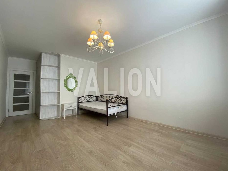 Продаж 2к квартири, Троєщина, ЖК "Милославичі", вул. Закревського, 95
