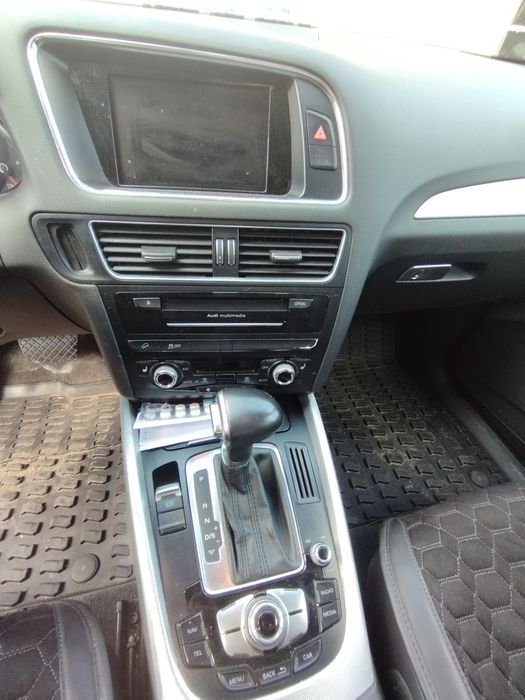 Продам Авто AUDI Q5