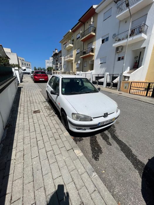 Peugeot 106 2000. 600€