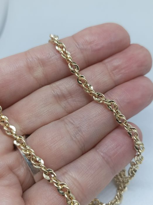 Złoty łańcuszek 585 długość 45 cm