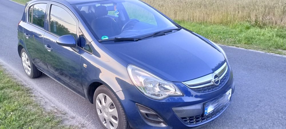 Wypożyczalnia, wynajem auta, samochodu Opel corsa, 1,2 benzyna.