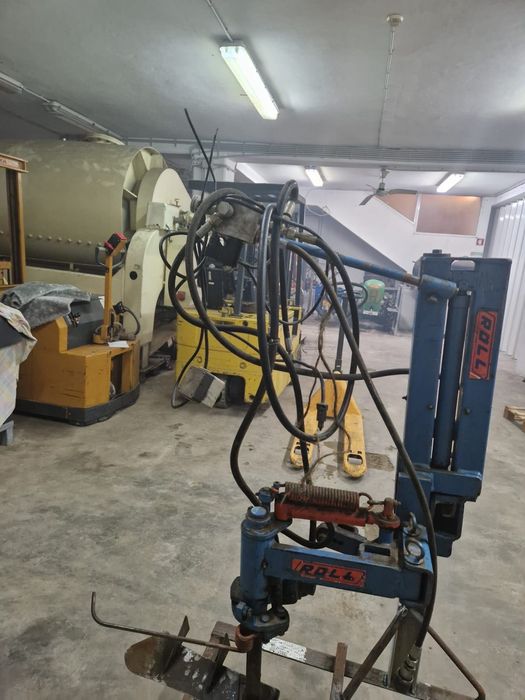 Intercepas eletro hidráulica