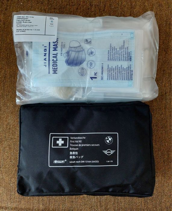 Аптечка автомобильная BMW