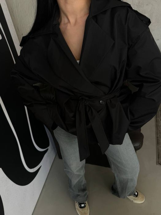 Стильні тренчі хіт цього сезону у кольорах