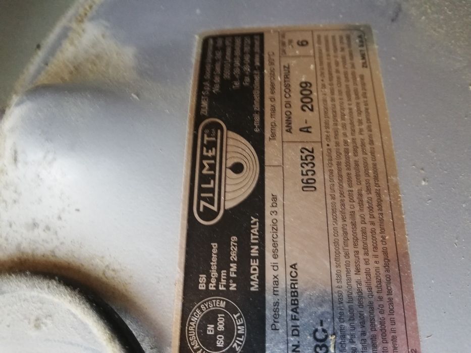 Termostat Sprzedam piec do centralnego gazowego i wody