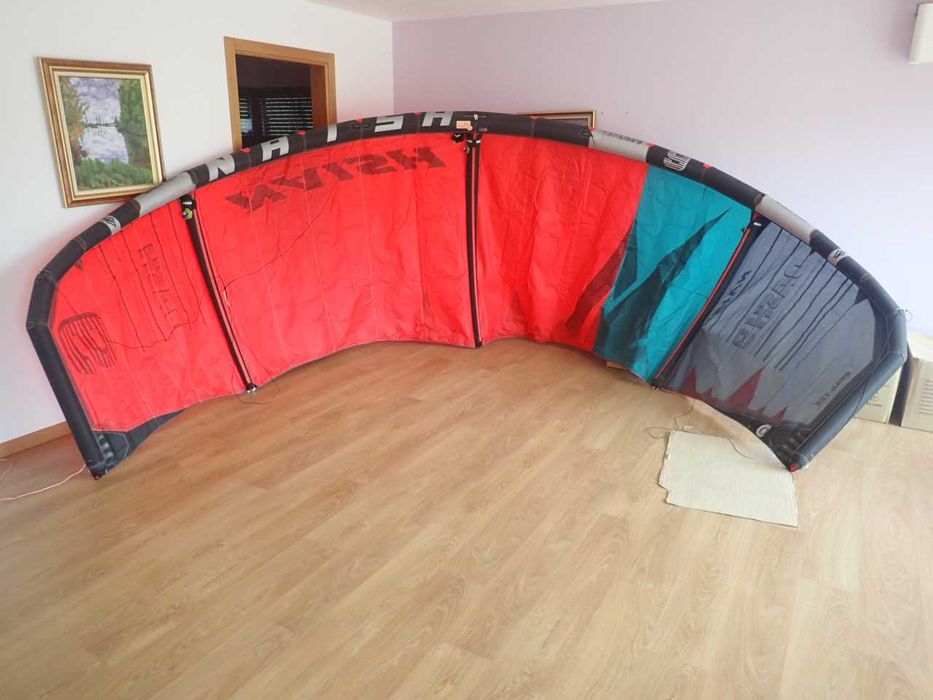 Asa kitesurf Naish Dash 9 m² ano 2018