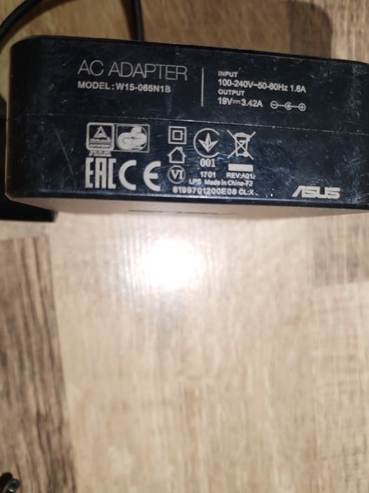 Блок живлення asus