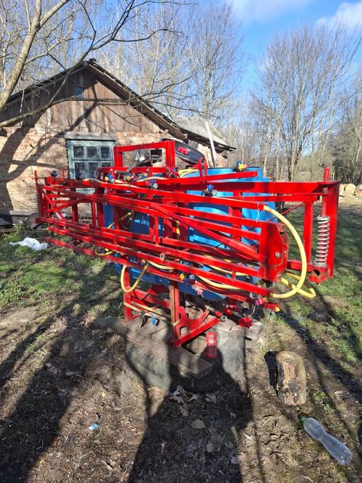 Оприскувач 800л польский