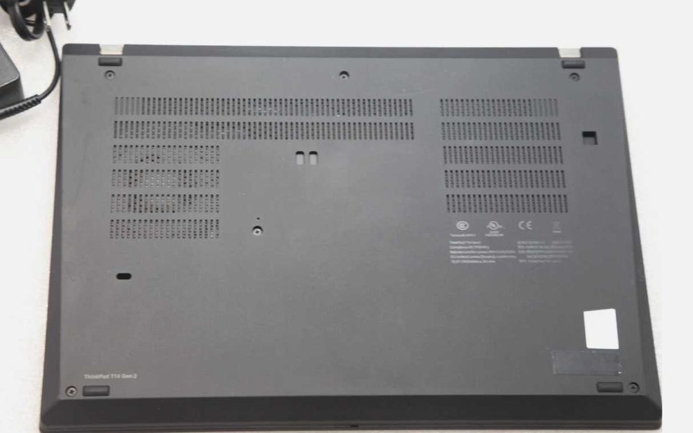 Lenovo ThinkPad T14 Gen2  Core i5-1135G7 2.4GHz 20GB 256GB SSD