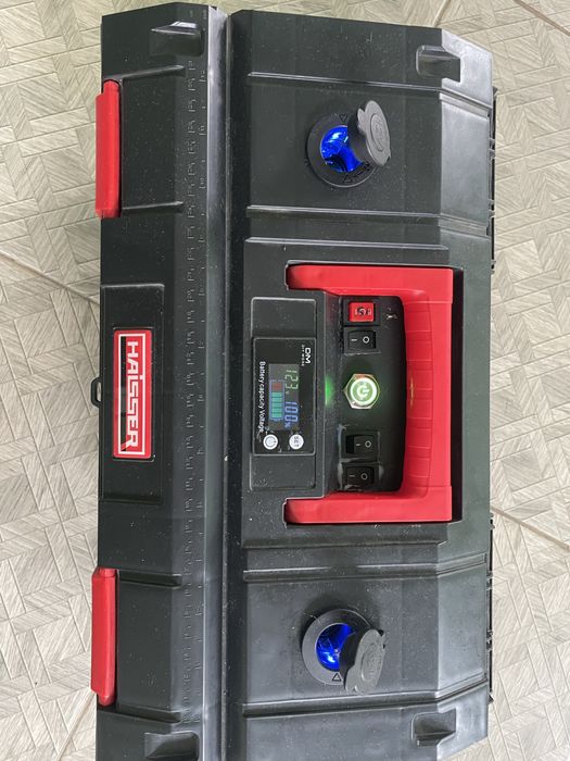 Зарядна станція, допоможе при блекауті