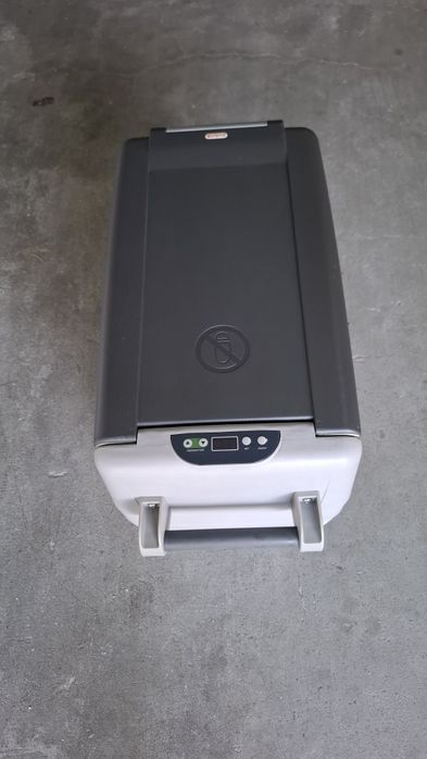 Frigorífico congelador.