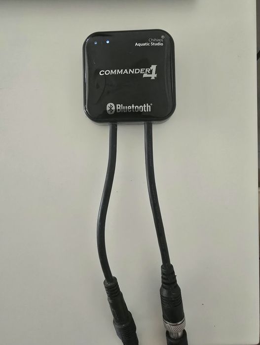 Chihiros RGB A901 Plus 90 cm + Commander 4 + suportes originais