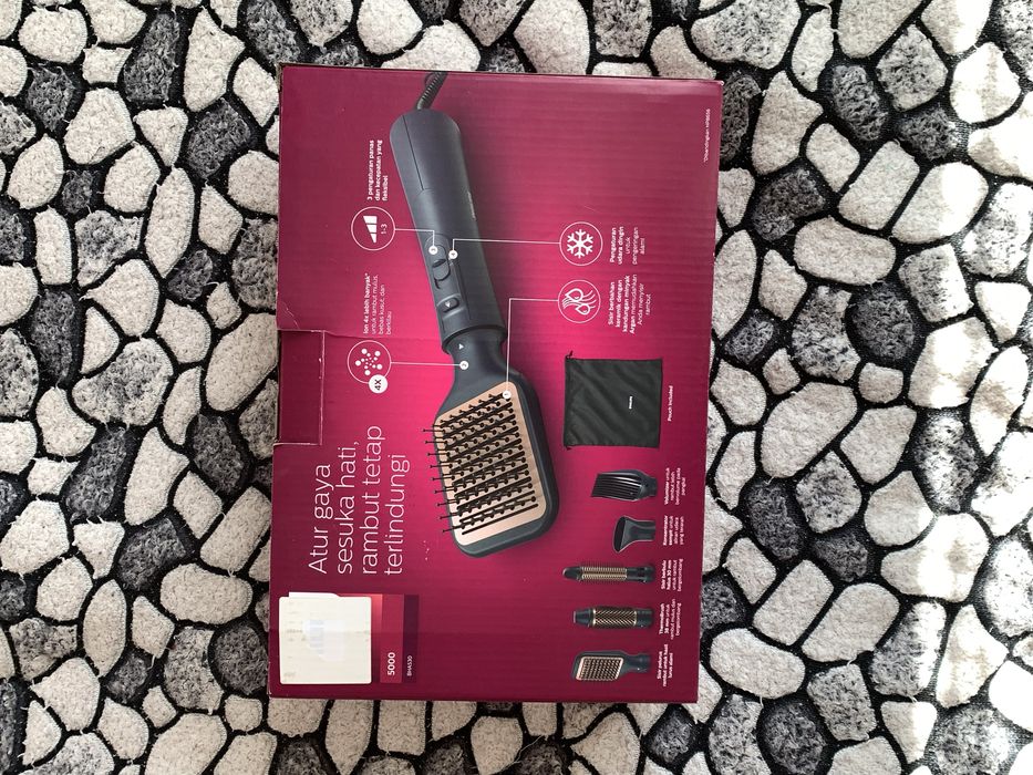 фен Philips з 5 насадками