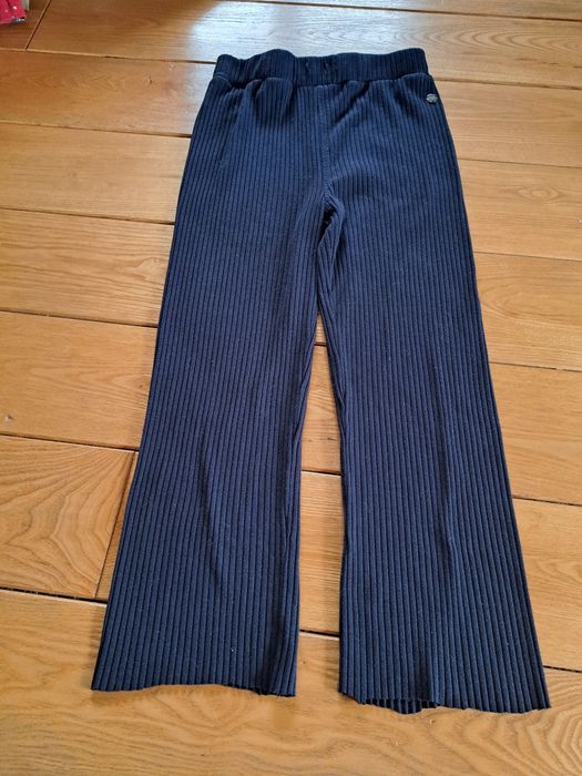 Granatowe spodnie dla dziewczynki 134 146