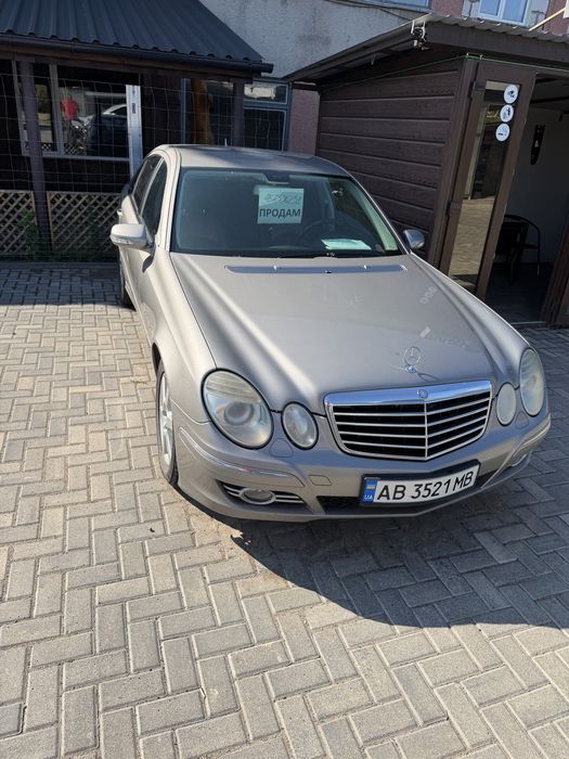 Меседес фомат E211