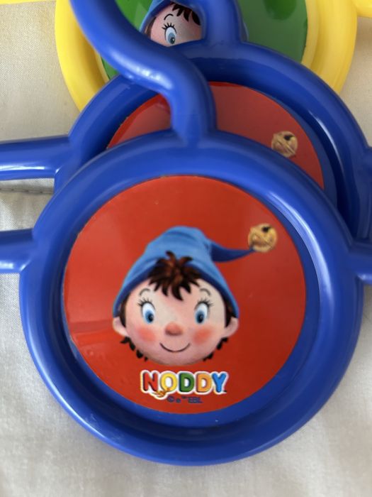 Cruzetas/ cabides criança