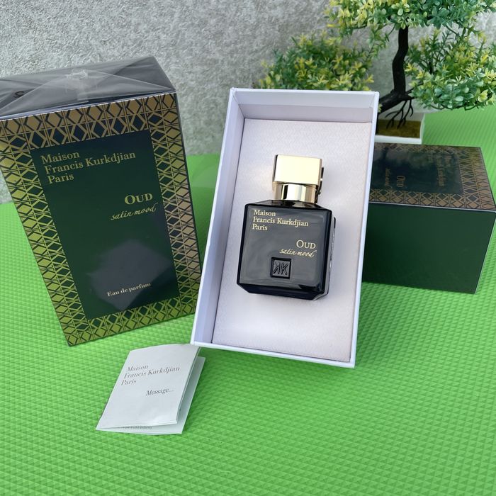 Maison Francis Kurkdjian Oud Satin Mood Extrait de Parfum Парфуми