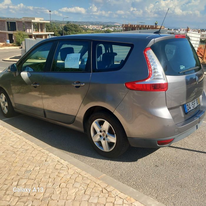 Carro Renault Scenic 2012 — photo 2