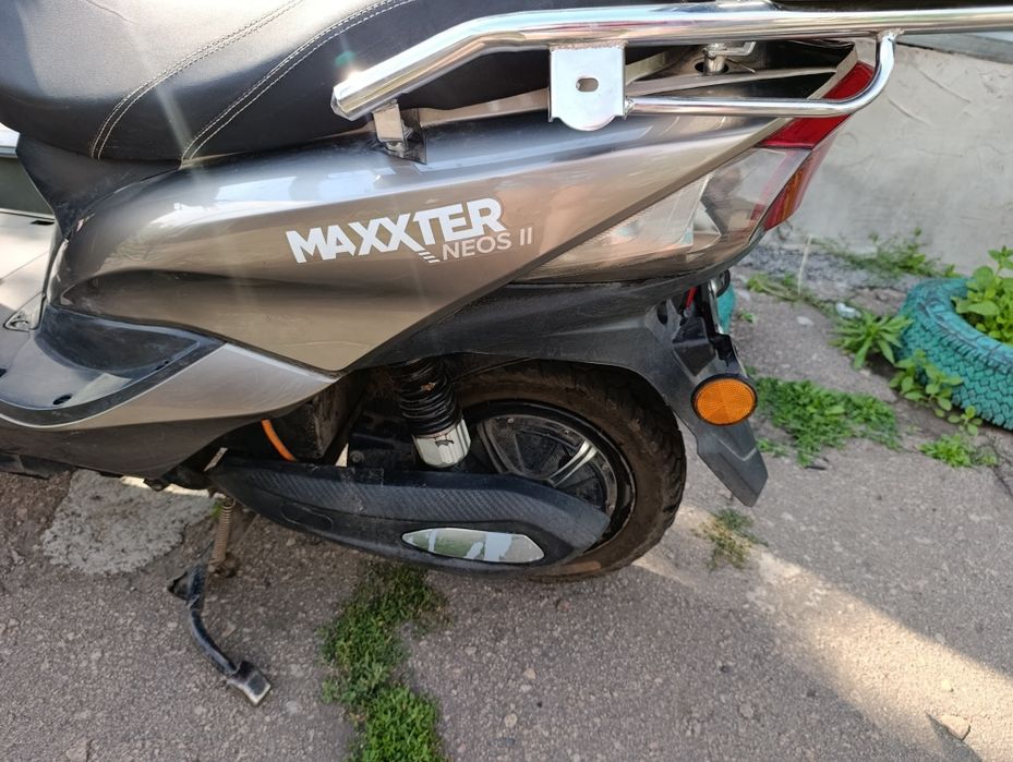 Продам электроскутер Maxxter Neos II,1500 вт