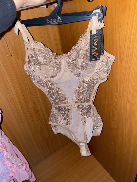 Продам комплекты белья