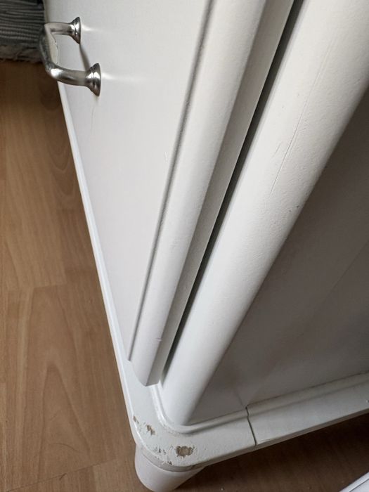 Szafa IKEA TYSSEDAL + komoda IKEA + GRATIS telewizor JVC 32”