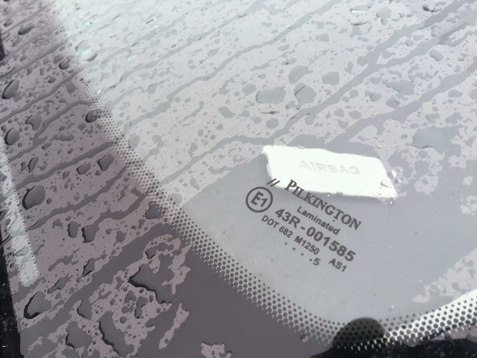 FORD MONDEO MK4 MK4 Szyba Czołowa Przednia Przód GRZANA  stan bdb