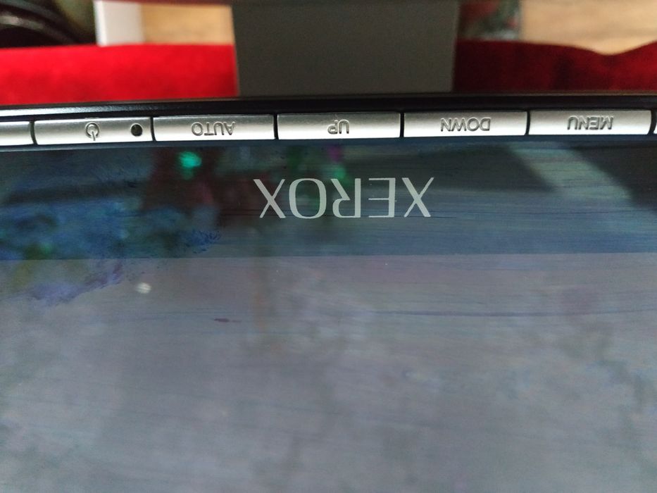 Дисплей Xerox 2000w 19"