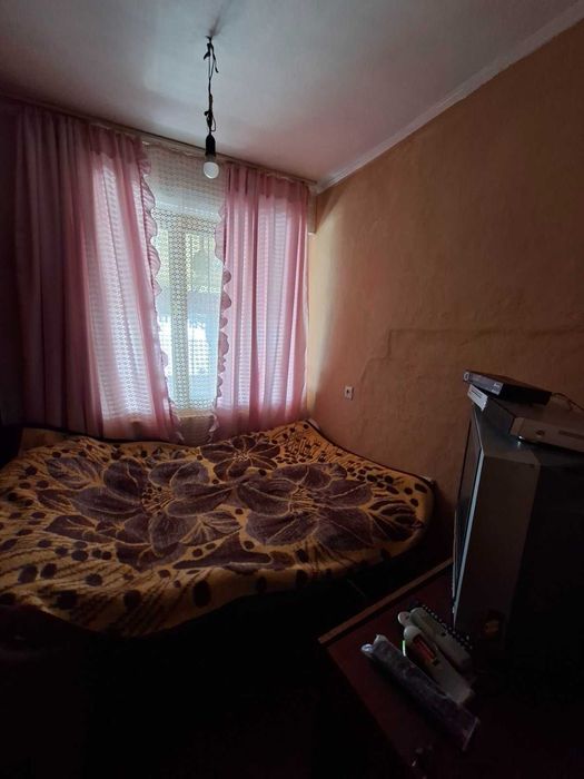 Продам 2-п будинок з ділянкою та гаражем в с.Рибаче 7555