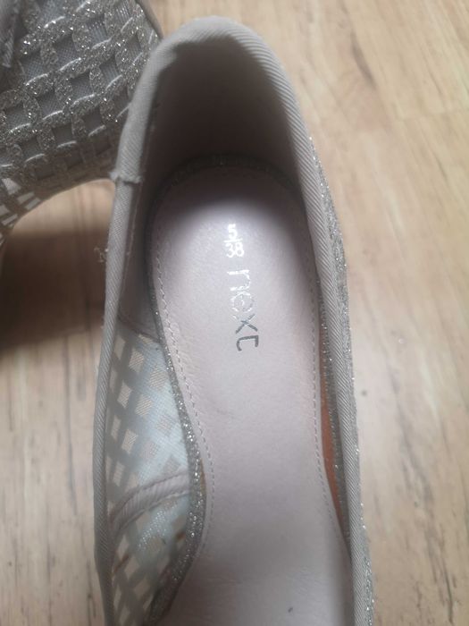 Buty letnie ażurowe38