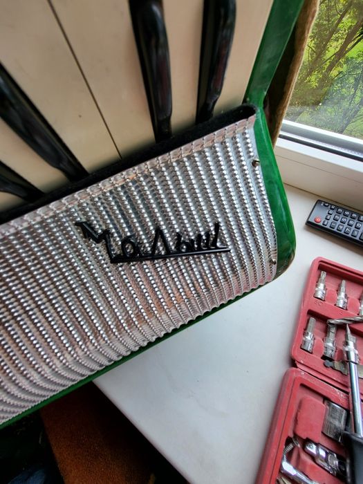 Продам Баян Малютка