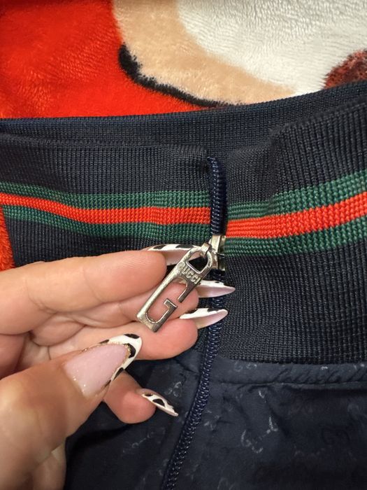 Продам костюм на мальчика Gucci