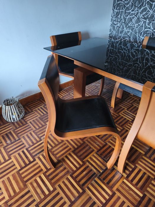Mesa de jantar extensível em vidro + 6 cadeiras