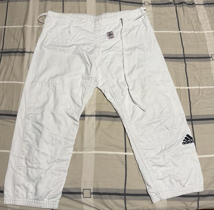 Кімоно адідас.