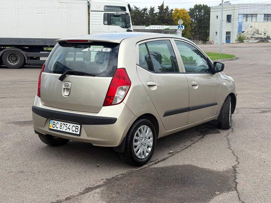 Продам HYUNDAI i10 1.1 автомат 2008р