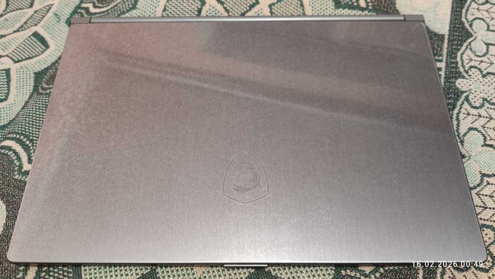 Ультрабук/ноутбук MSI Modern 14 (A10M-653XUA) ,в ідеалі