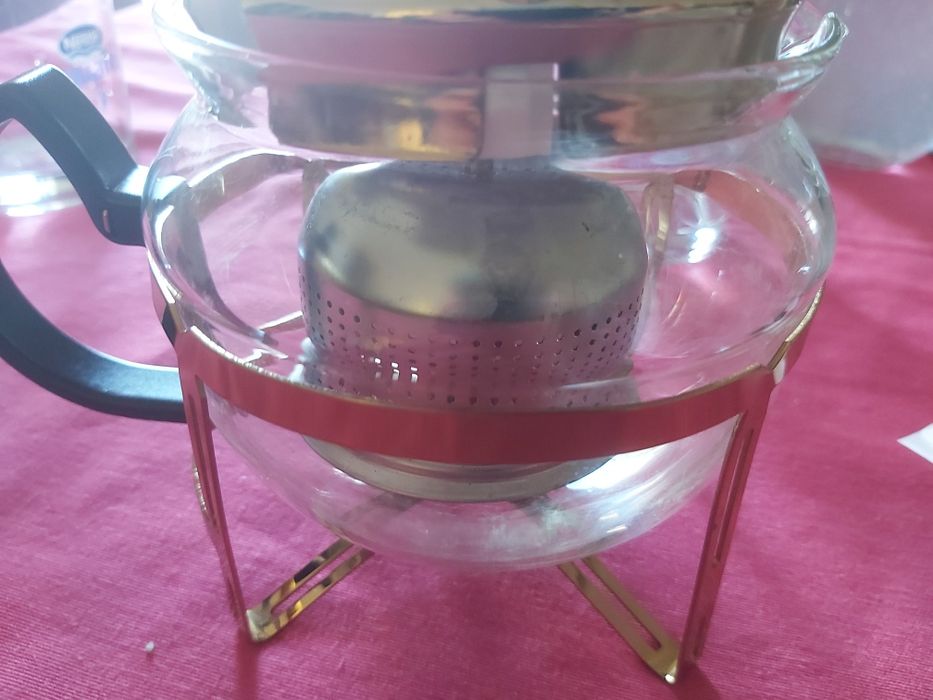 Pote de chá com infusor