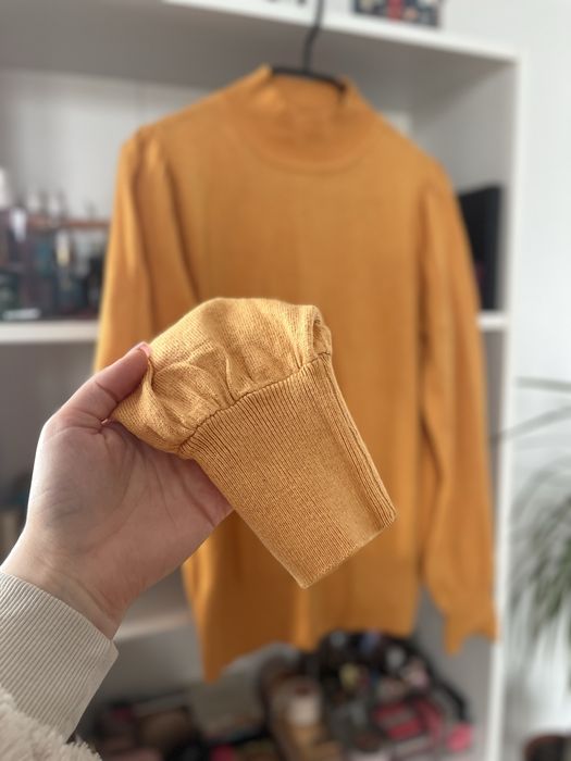 Sweter z dodatkiem welny